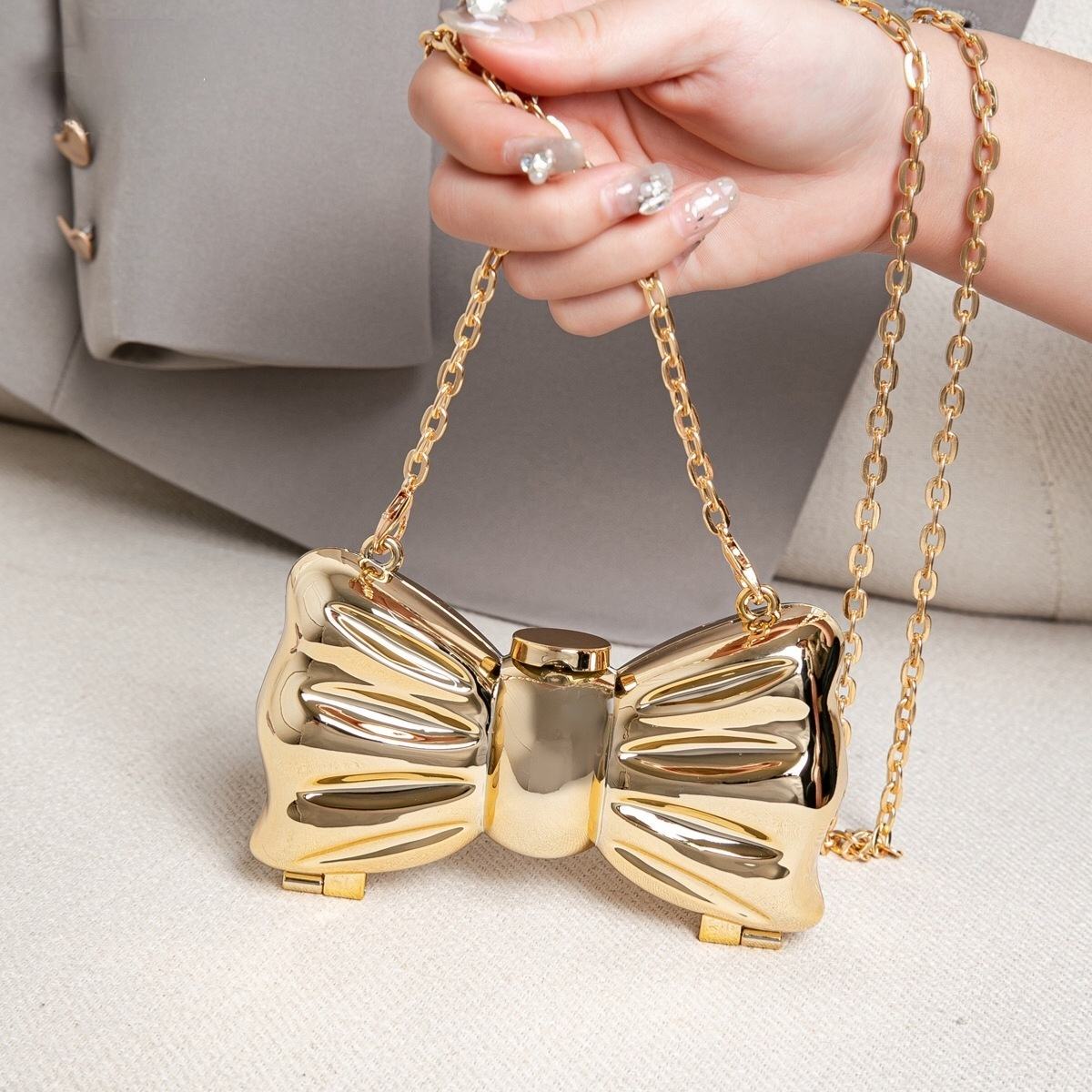 Women Fashion Handbags - Luxury Fashion Metal Mini Handbag with