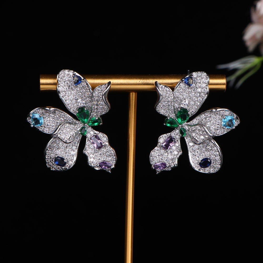 Luxurious and atmospheric geom - Women Fashion Uae recensie en prijs