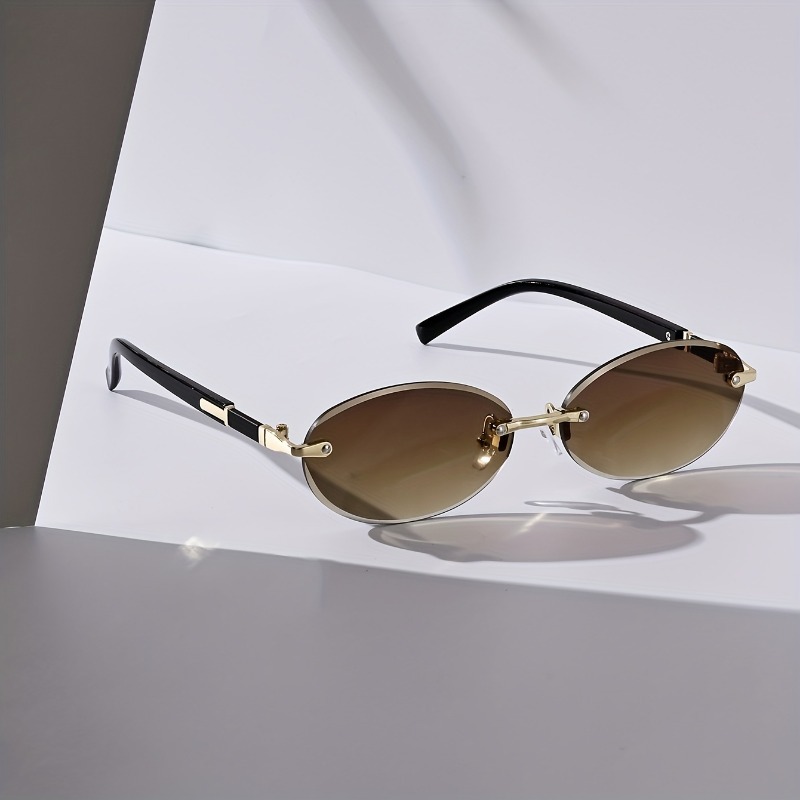 Sexy Small Oval Punk Sunglasse - Women'S Fashion Eyeglass Frames recensie en prijs